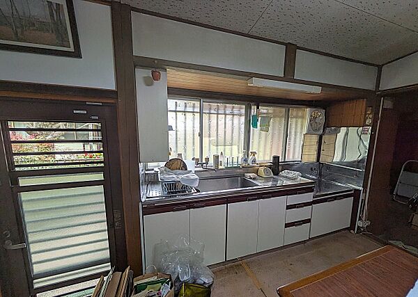 キッチンを拡大表示
