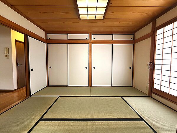 室内