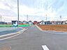 外観：前面道路