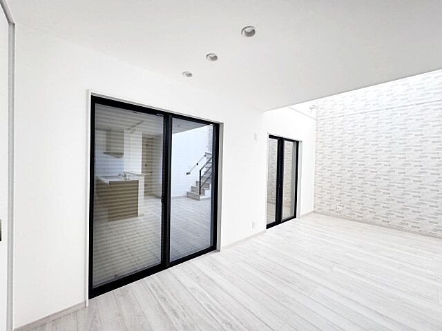 リビング/ダイニング ふじみ野市市沢2丁目