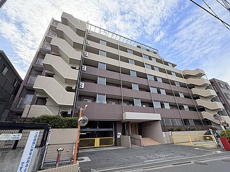 五感で感じる、現地でしかわからない事も沢山ございます。周辺環境なども一緒にご案内いたしますのでお気軽にお問合せください。