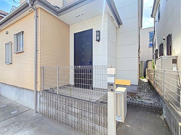 玄関を拡大表示