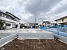 外観：新しい暮らしの始まりを感じさせる、静かな佇まいの現場です。理想の住まいを築く土台が整っています 