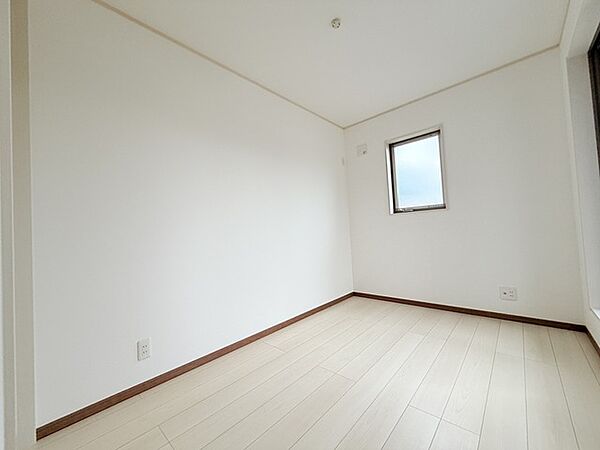 洋室を拡大表示