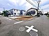 外観：商業施設が徒歩圏内に充実、日々のお買い物も安心な環境です。 