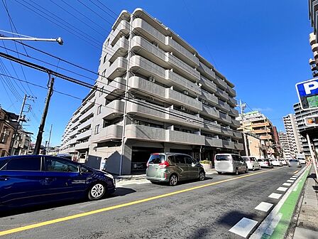 五感で感じる、現地でしかわからない事も沢山ございます。周辺環境なども一緒にご案内いたしますのでお気軽にお問合せください。