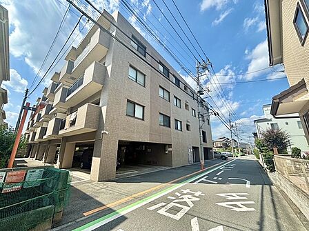 五感で感じる、現地でしかわからない事も沢山ございます。周辺環境なども一緒にご案内いたしますのでお気軽にお問合せください。 