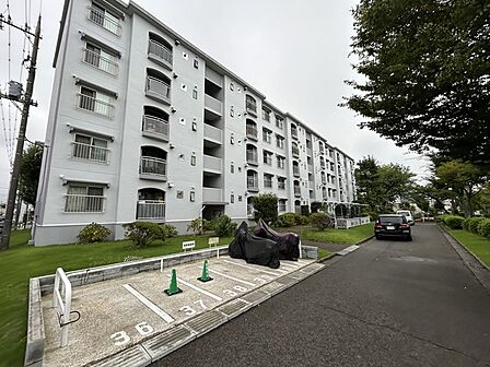 五感で感じる、現地でしかわからない事も沢山ございます。周辺環境なども一緒にご案内いたしますのでお気軽にお問合せください。