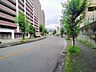 外観：前面道路