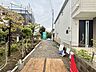 外観：車種によりますがお車2台駐車可能です。
