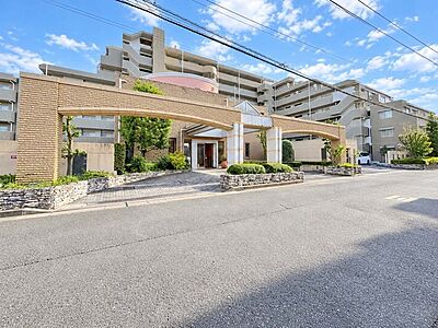 外観：リフォーム工事完了しております。現地にて仕上がりをご確認ください