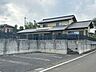 外観：閑静な住宅地で、小さなお子様がいるご家族にも安心。 