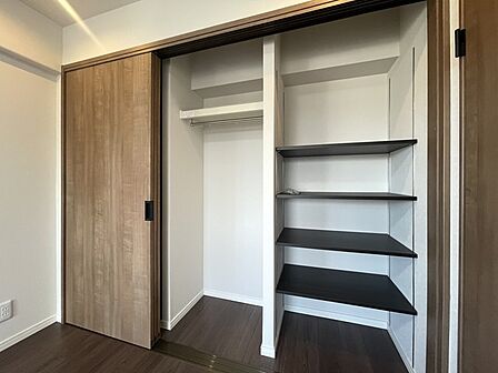 部屋ごとに設けた収納は、住みやすさへのこだわり。
