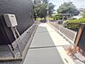 駐車場：駐車場は縦列駐車で2台まで可。車幅や配置を現地でご確認ください。 