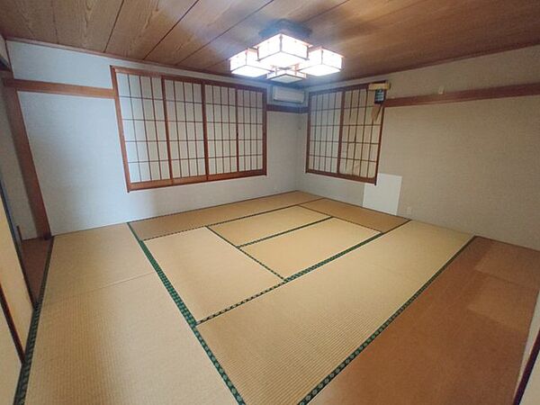 寝室