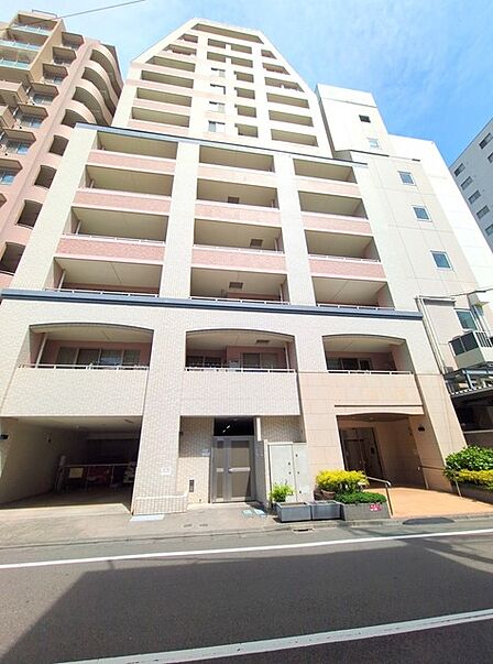 川越駅まで徒歩4分の近さ。 忙しい朝が助かる立地、 暮らしにゆとりが生まれます。