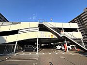 自走式、大型駐車場