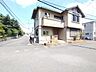 外観：閑静な住宅地で、小さなお子様がいるご家族にも安心。 