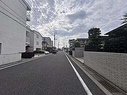 7 / 11