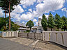 周辺：桶川市立朝日小学校（520m）