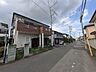 外観：穏やかな時間が流れる住宅街に溶け込み、日々の暮らしに静かな安らぎをもたらす佇まいです。