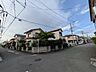 外観：穏やかな空気が流れる閑静な住宅街で、日々の暮らしに安らぎを感じられる落ち着いた街並みです。