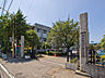 周辺：伊奈町立小室小学校（300m）