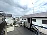 その他：周囲の建物と調和した、落ち着いた雰囲気の住宅街。空の広がりを感じながら、穏やかな日常を過ごせる心地よい住環境です 