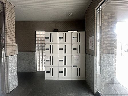留守がちな世帯でもしっかり受け取れる宅配ボックス。