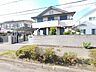 外観：南道路に面した、陽当たり良好な物件です。 
