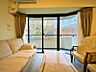 その他：約6.60m2のバルコニーです。前面に小川が流れており、せせらぎをBGMにお過ごしいただけます。