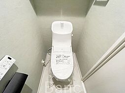 [トイレ] ウォシュレット付きのトイレです！今では当たり前のように標準装備されています！