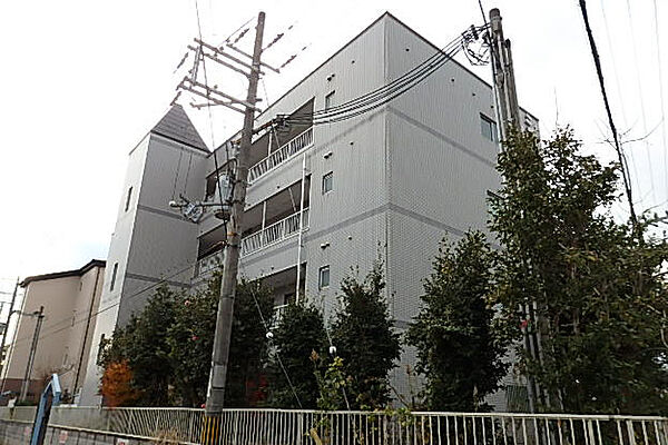 シャインコスモマンション ｜兵庫県加東市松沢(賃貸マンション1DK・4階・28.00㎡)の写真 その1