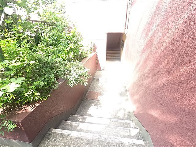 6 / 14