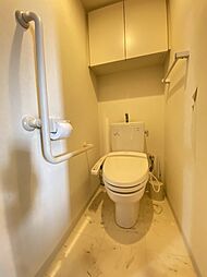 [トイレ] 便利な洗浄便座付きトイレ