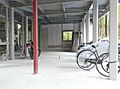 自転車、バイク...