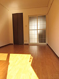 メゾン・ファミールII 1階1Kのリビング/ダイニング