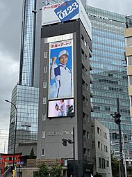 8 / 24