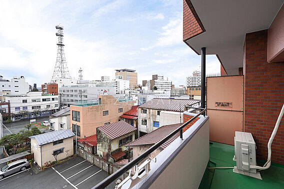 南／リビング側