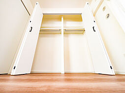[収納] 収納スペースがしっかりあることにより、部屋を広く使用できますので、お気に入りのインテリアにすることが出来ますね。