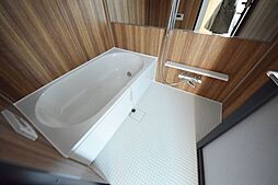 [風呂] 大きめミラー付きバスルーム