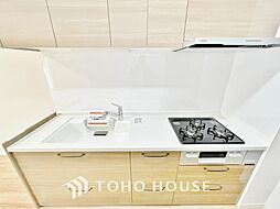 [キッチン] 「Panasonic製キッチンにリフォーム済み。」リフォーム済みのキッチンは、「いつも綺麗にしておきたくなるキッチン」に仕上がっています。
