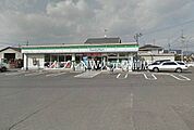 ファミリーマート岡山今七丁目店 155m