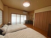 3階洋室約10帖。和室を洋室に変更しております。