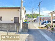 オークワ紀三井寺店まで徒歩約3分！買い物らくらく♪