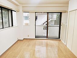 東京メトロ日比谷線 広尾駅 徒歩10分の賃貸マンション 1階1Kのリビング/ダイニング