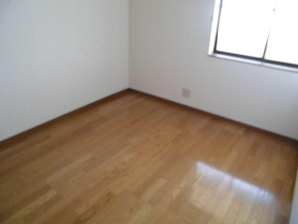 apartment 宮城県柴田郡柴田町大字船岡字東原前190-1
船岡の賃貸情報を見る
物件地図