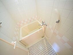[風呂] タイルがかわいいバスルーム