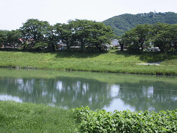 画像15:白石川沿いの為、春は千本桜、夏は花火大会が観賞出来ます
