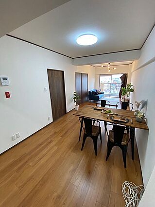 シンプルなLD...